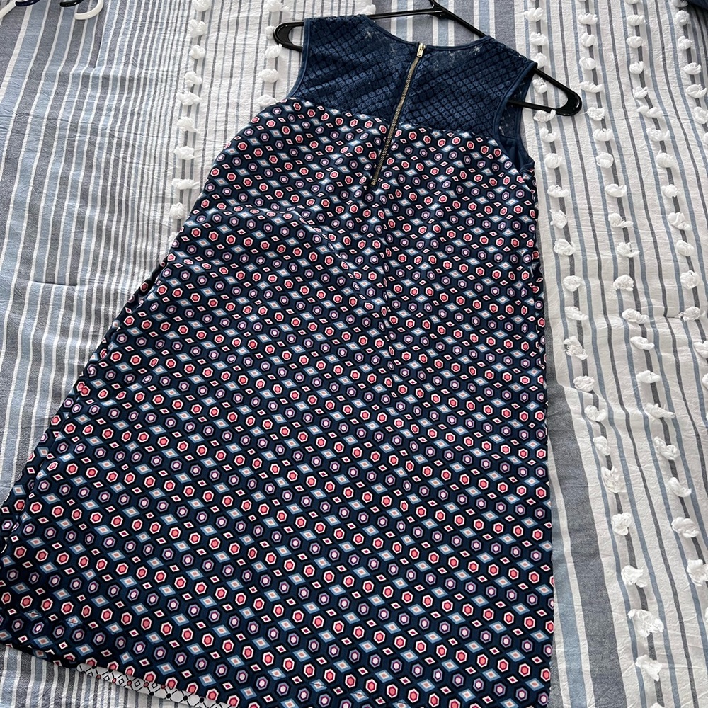 Dress - Picture 6 of 7